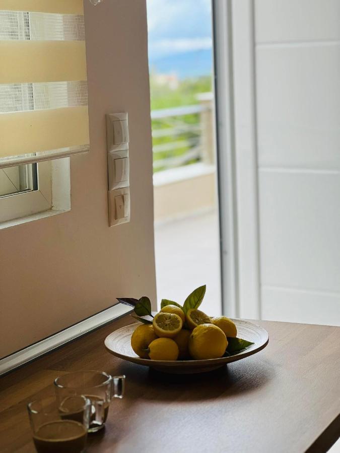 Abuelo Apartment Artemida  Dış mekan fotoğraf